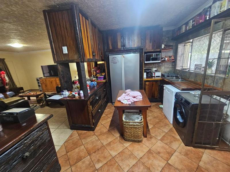To Let 1 Bedroom Property for Rent in Bluewater Bay Eastern Cape